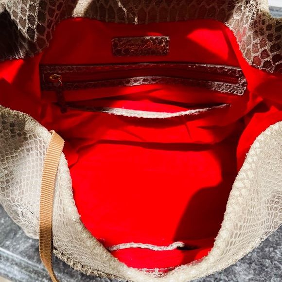 Dooney & Bourke Snakeskin Lock Sac - Picture 11 of 12